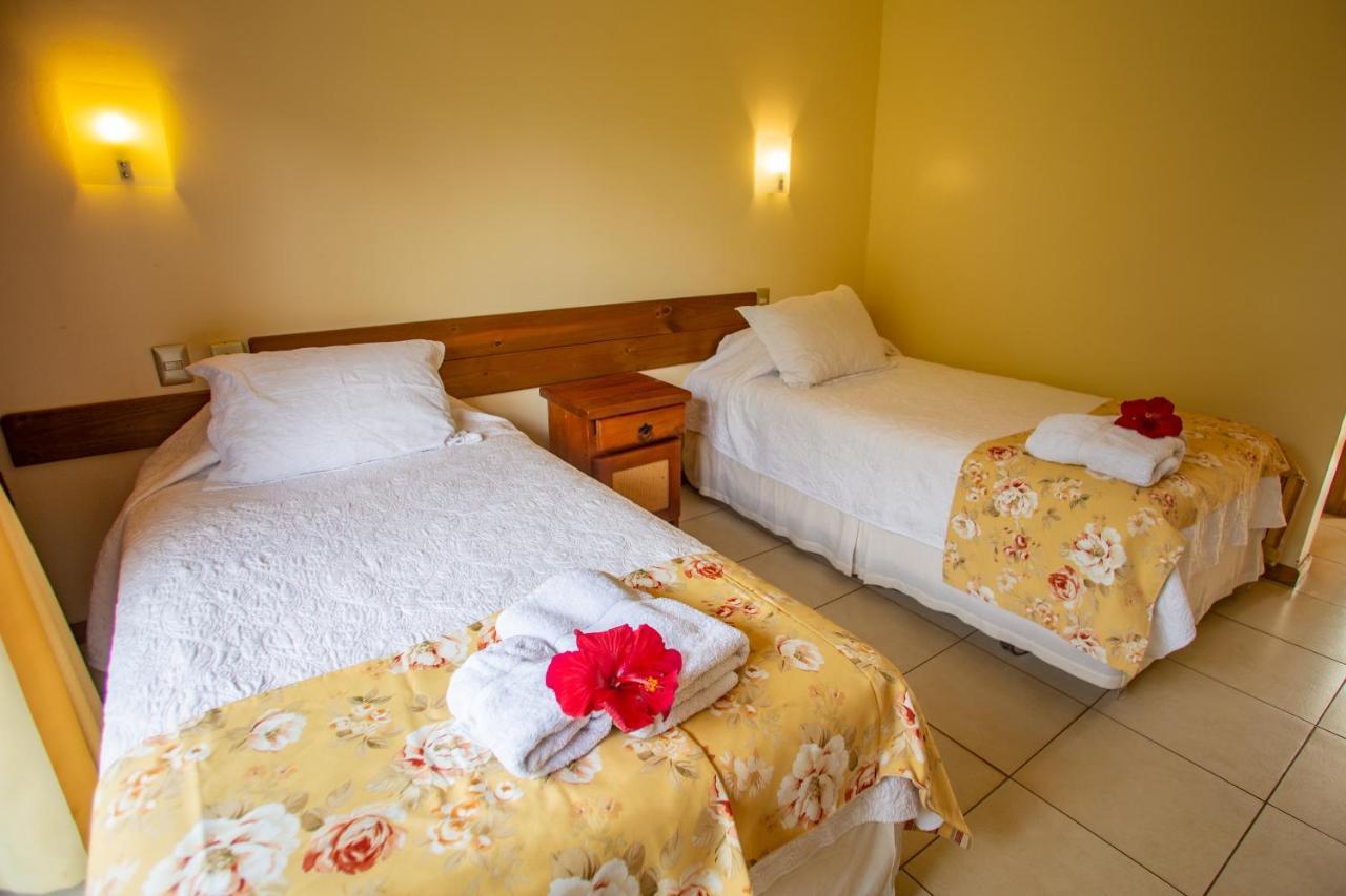 Hostal Uruhao Hanga Roa Extérieur photo