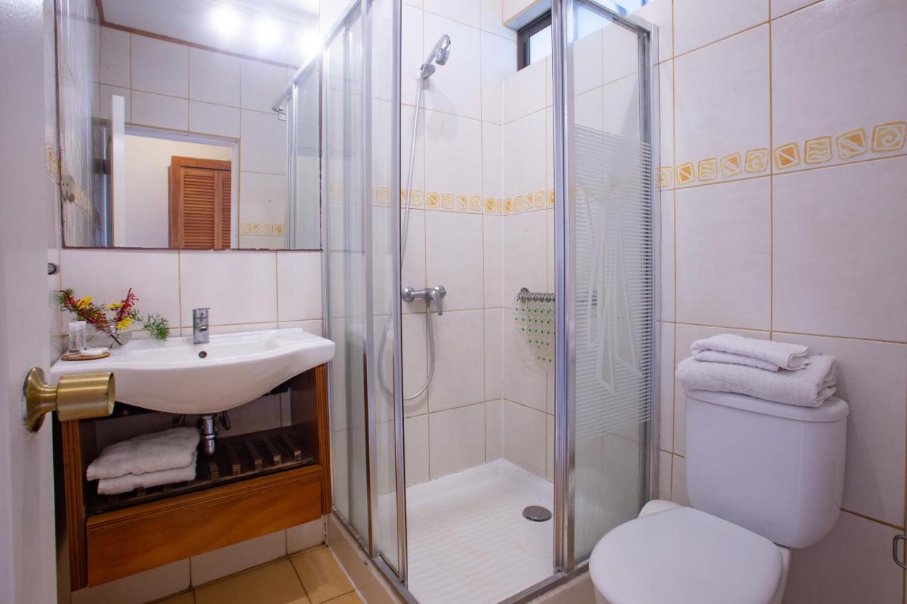 Hostal Uruhao Hanga Roa Extérieur photo