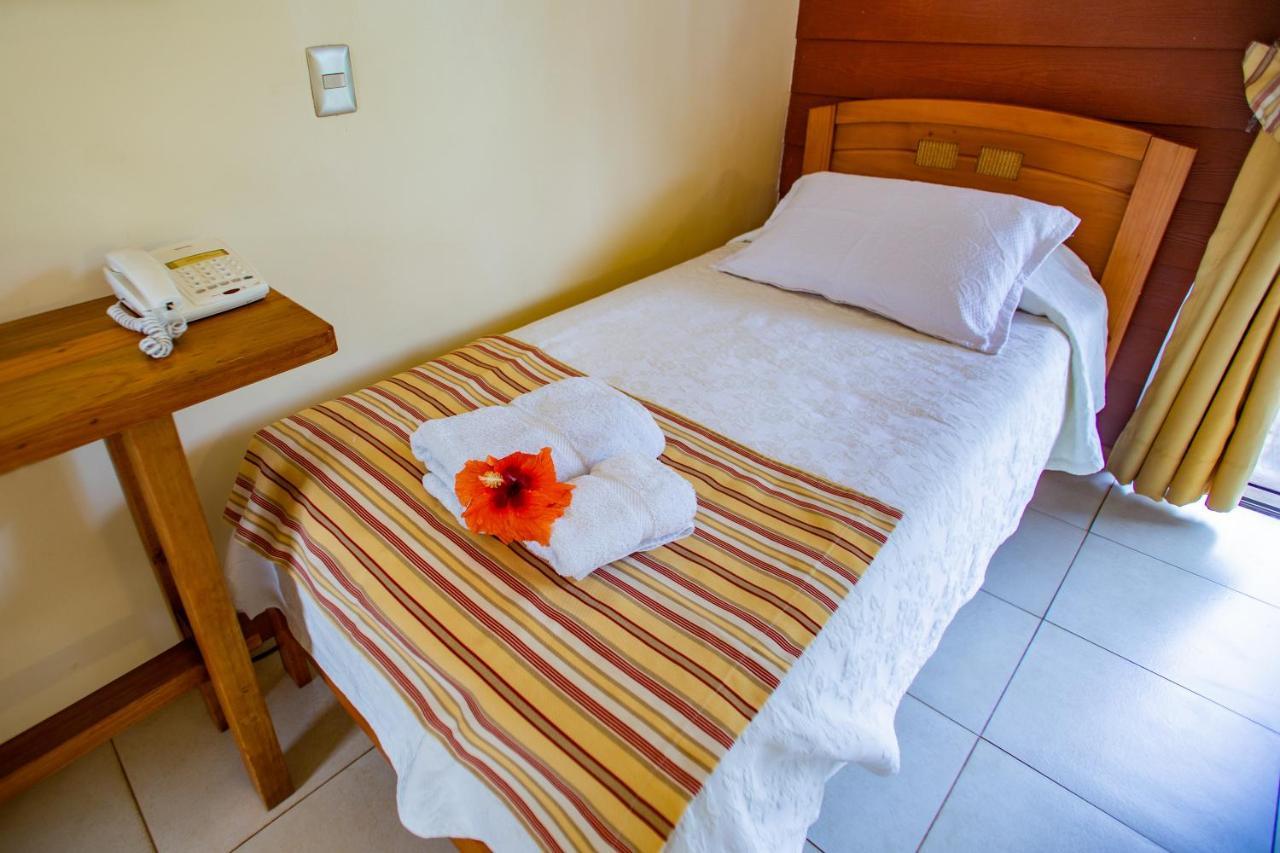 Hostal Uruhao Hanga Roa Extérieur photo