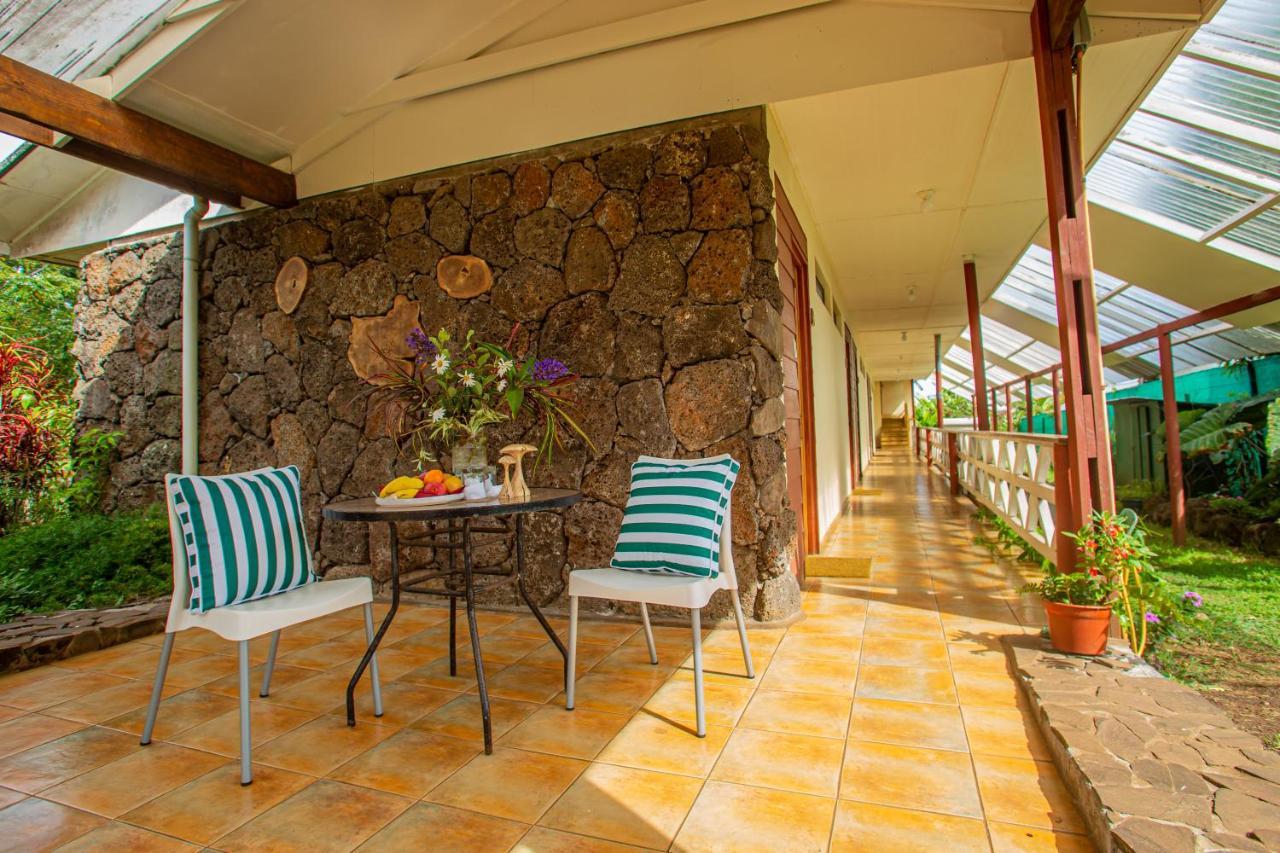 Hostal Uruhao Hanga Roa Extérieur photo