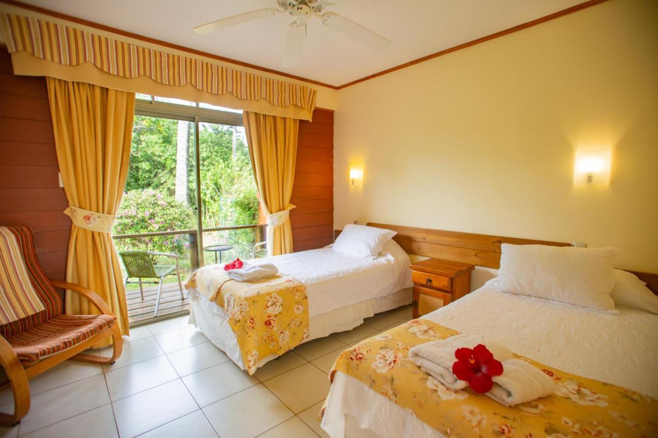 Hostal Uruhao Hanga Roa Extérieur photo