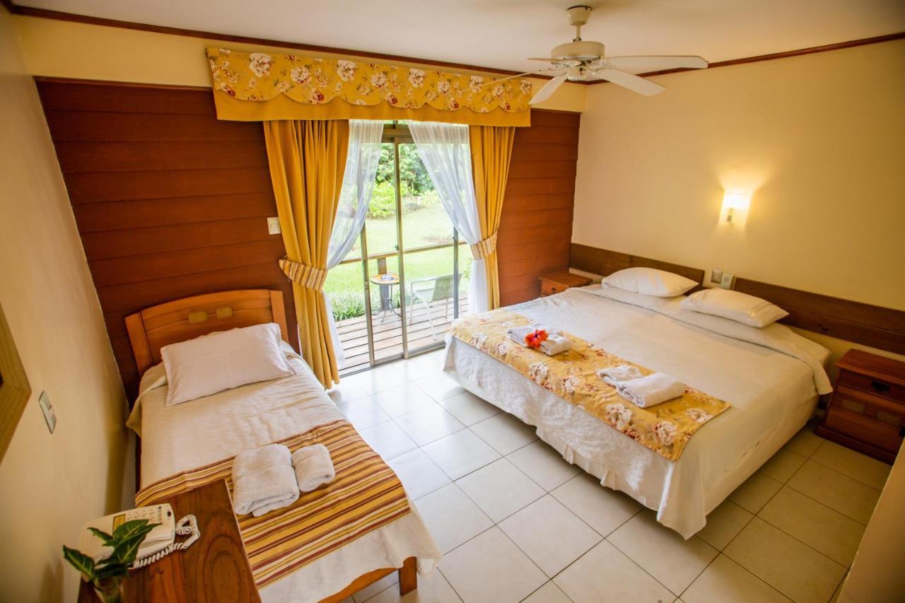 Hostal Uruhao Hanga Roa Extérieur photo