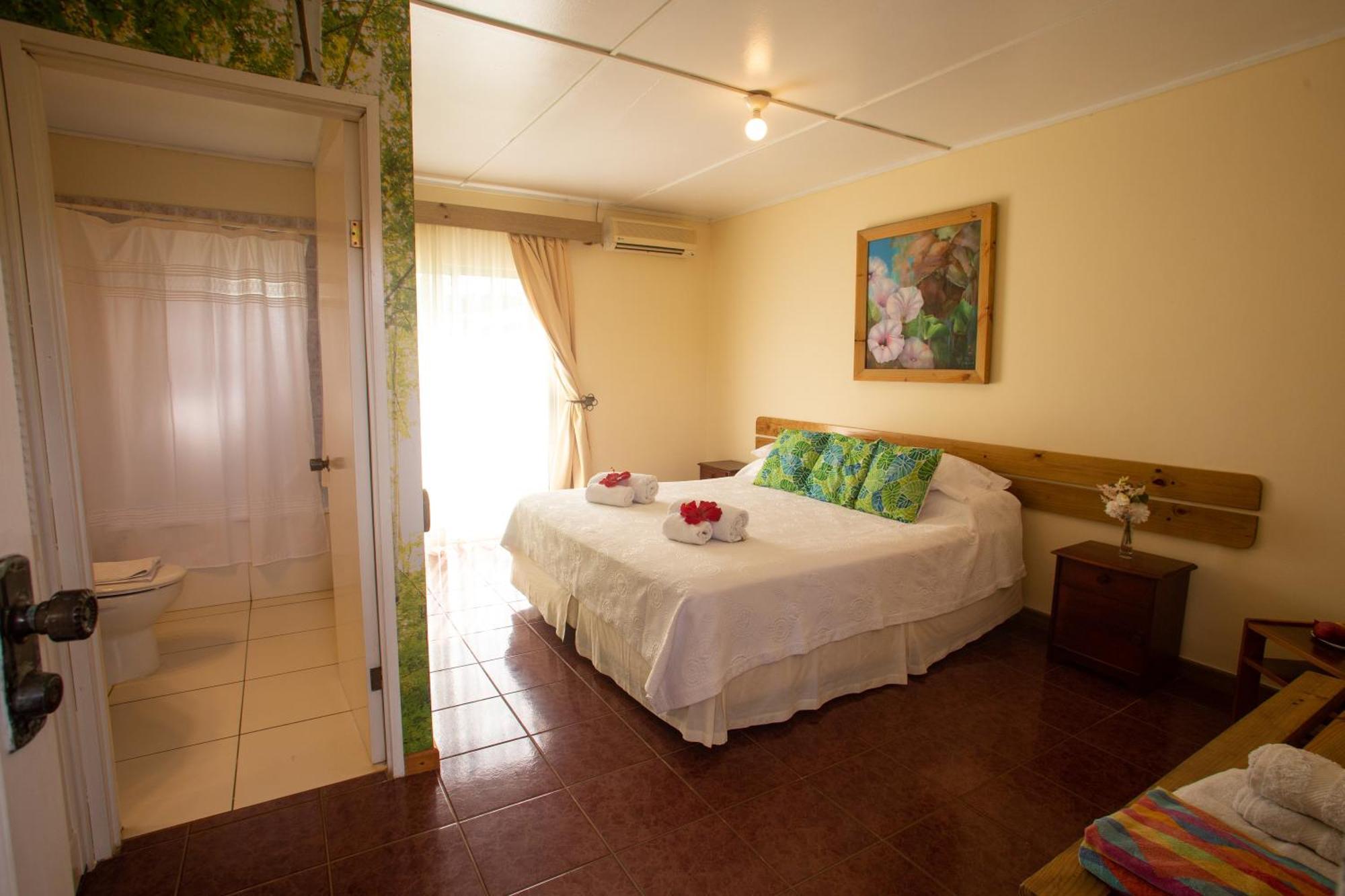 Hostal Uruhao Hanga Roa Extérieur photo