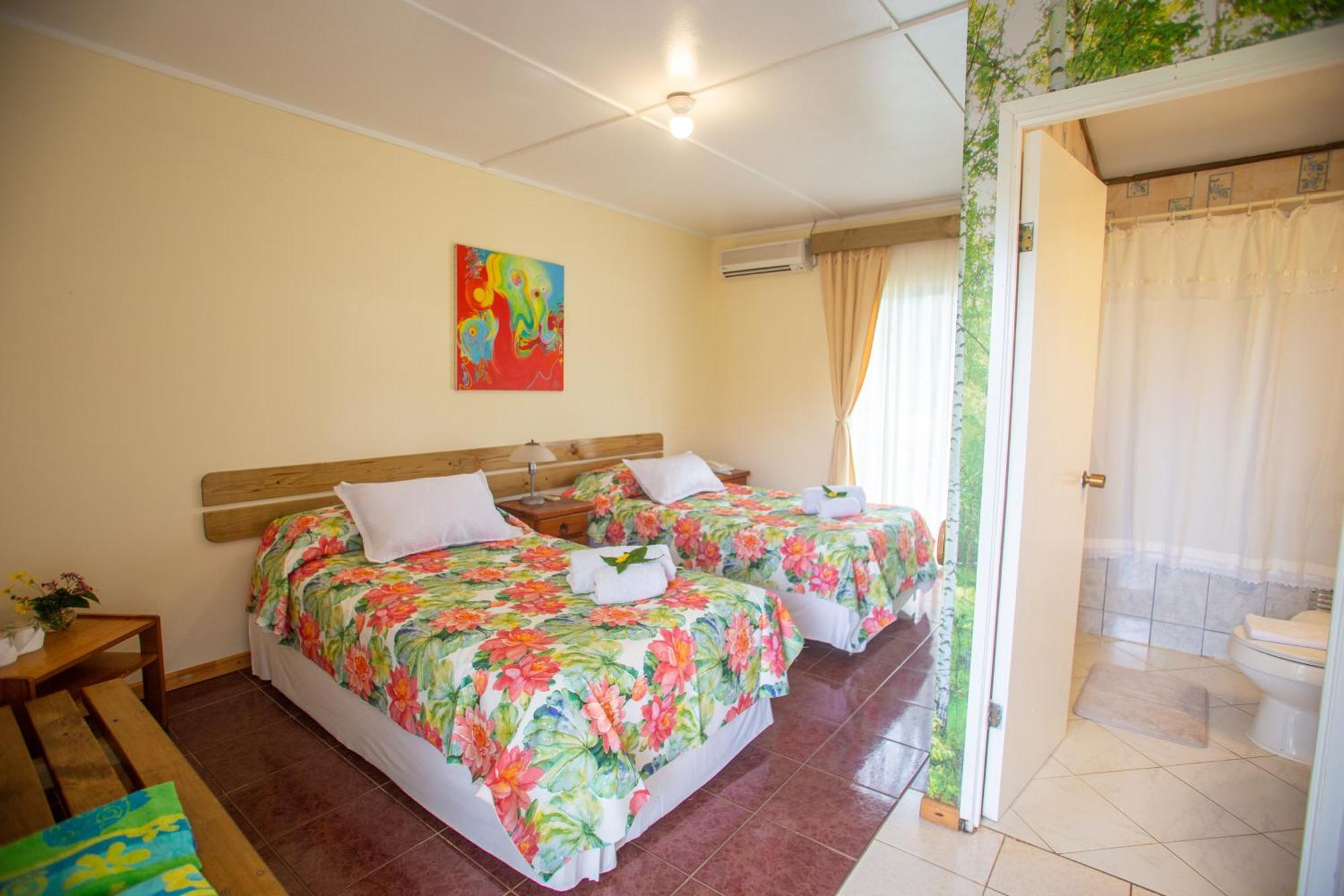Hostal Uruhao Hanga Roa Extérieur photo